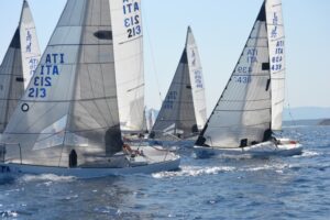 IL CAMPIONATO EUROPEO J/24 DEL 2024 SI SVOLGERÀ IN COSTA SMERALDA