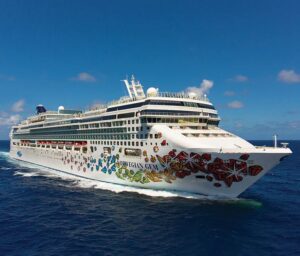 NORWEGIAN CRUISE LINE CHOOSES PANAMA AS HOME PORT