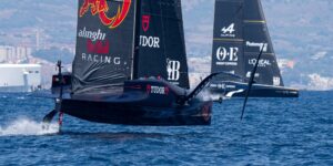 LOUIS VUITTON CUP 8