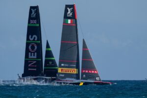 LOUIS VUITTON CUP a7