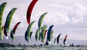 Colorful men's fleet start i